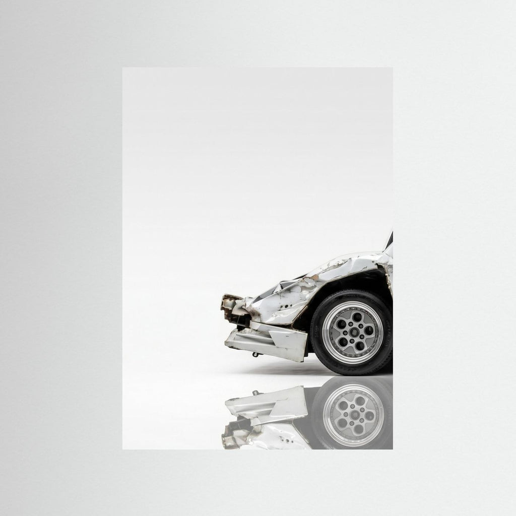 TWOWS COUNTACH CRASHED