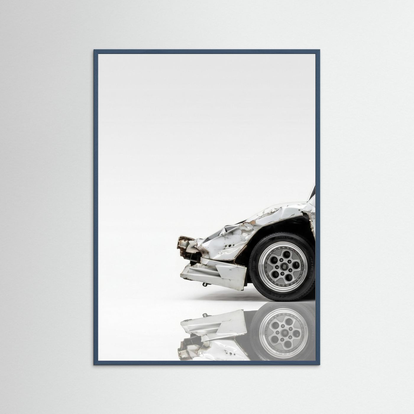 TWOWS COUNTACH CRASHED